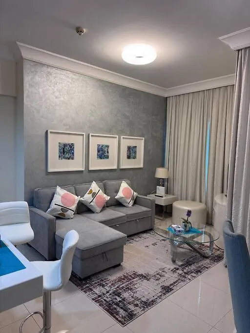Royal Sky Vacation Homes By Damac Maison Mall Street 두바이 아랍에미리트