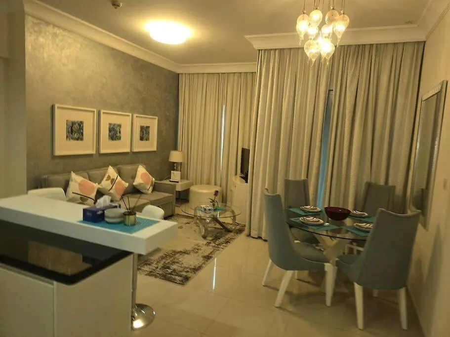 Royal Sky Vacation Homes By Damac Maison Mall Street 두바이